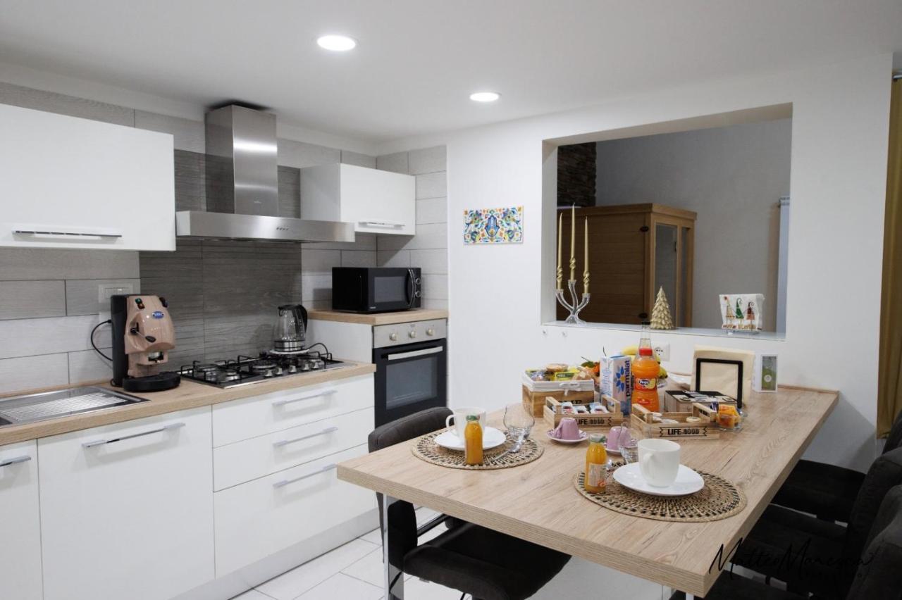 Glam House & Boat Villa Salerno Ngoại thất bức ảnh